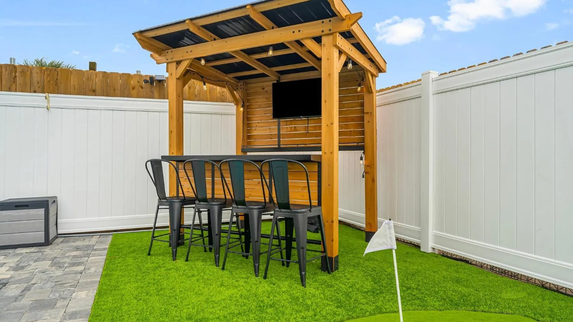 Lime And Dandy Pool Golf Grill Bar Games Near Beach Panama City Beach